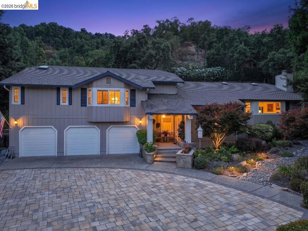 2090 Pebble Dr