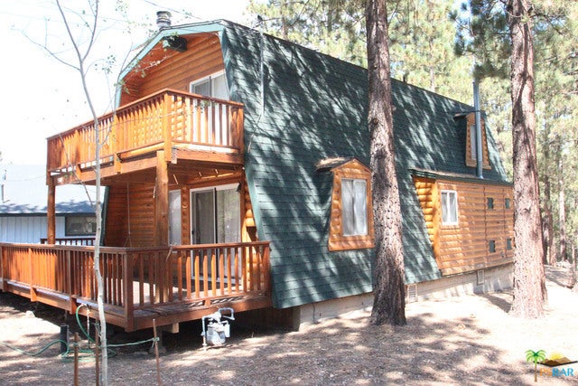 504 Pinewood Court