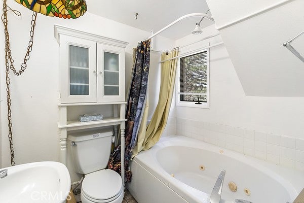 2726 View Drive