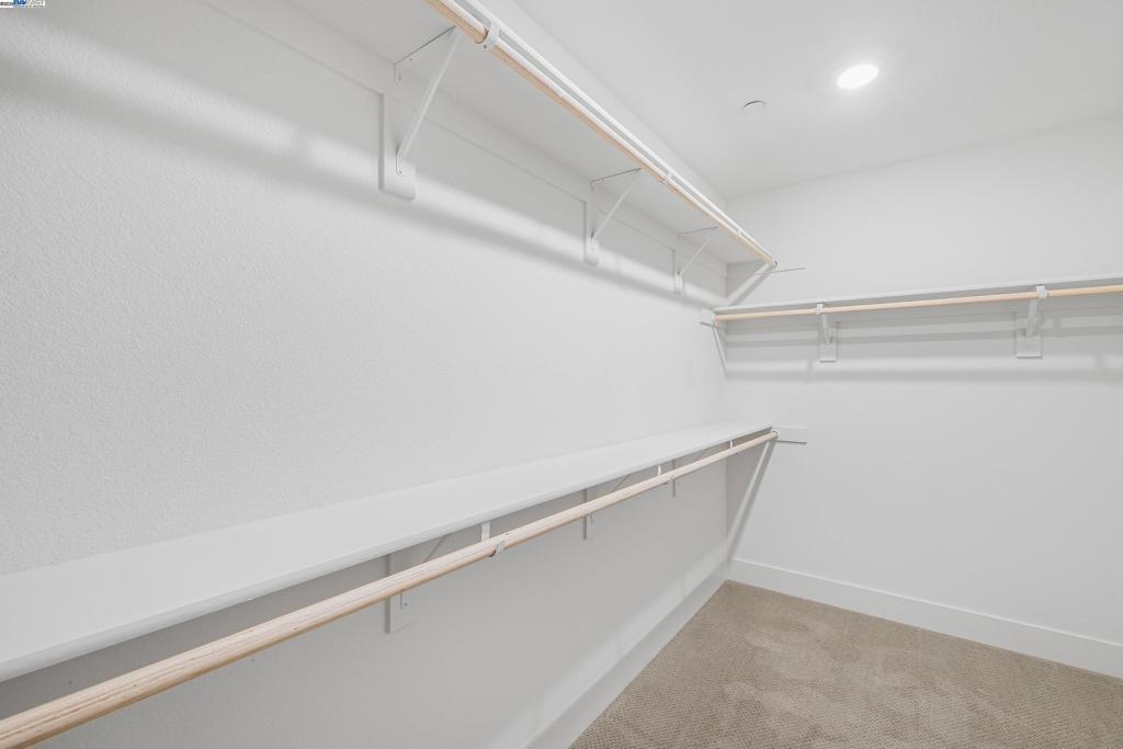 BRIDEWAY - Residential