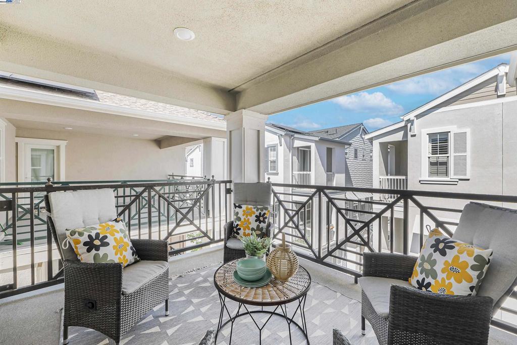 BRIDEWAY - Residential