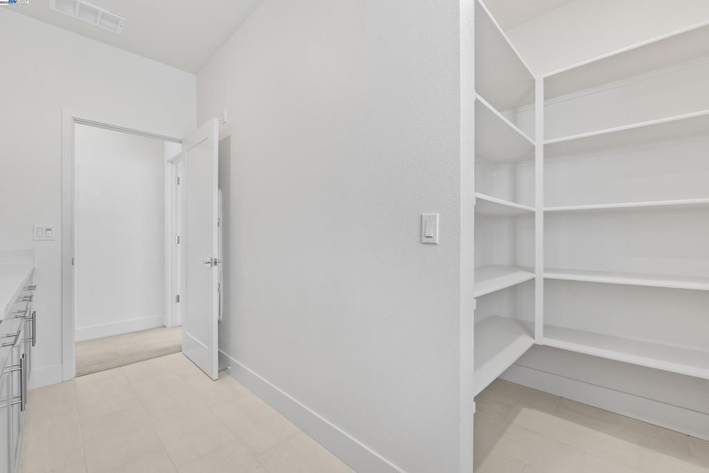 BRIDEWAY - Residential