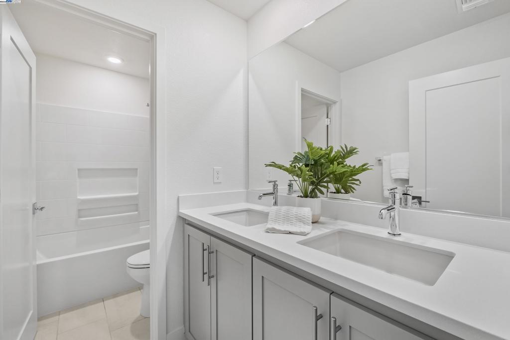 BRIDEWAY - Residential