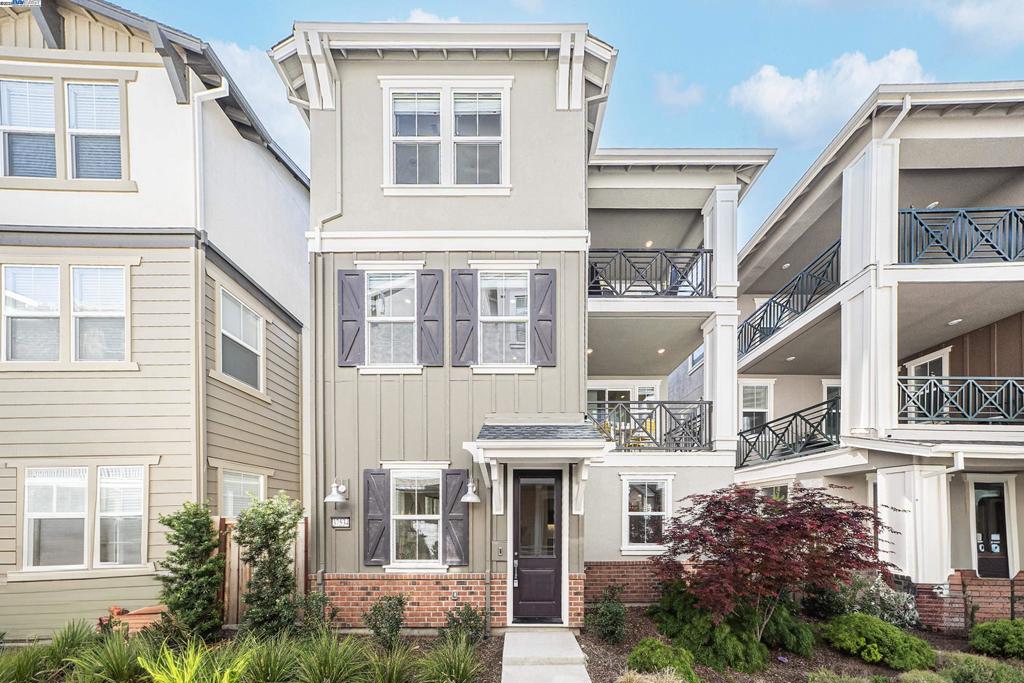 BRIDEWAY - Residential