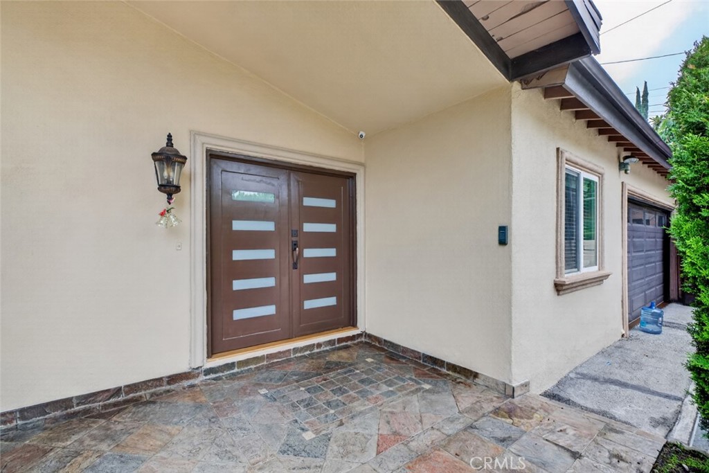 Properties 4809 Lowell Avenue