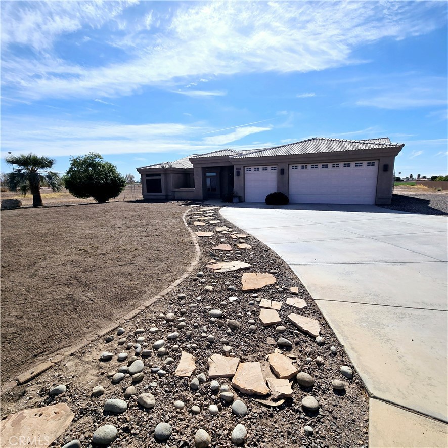 11333 Desert Trailways