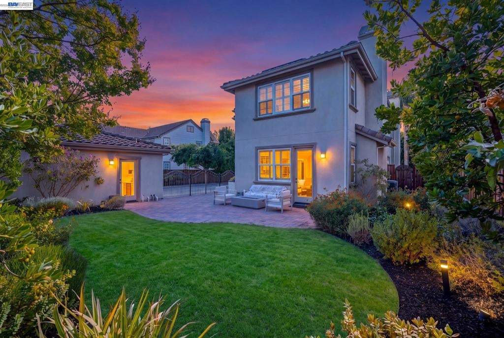 2413 REES CIRCLE