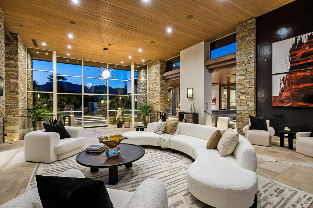 Vintage Country Club - Residential