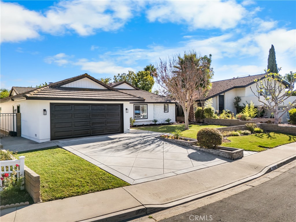 25532 Rhoda Drive