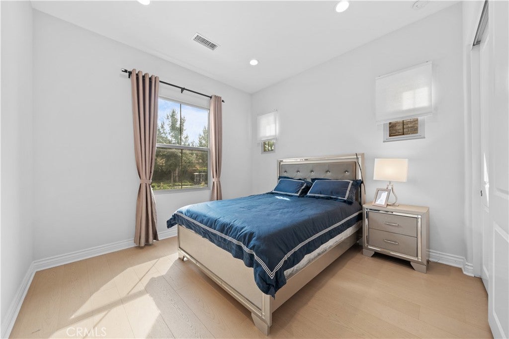 125 Lovelace, Irvine CA 92620 - Photo 7