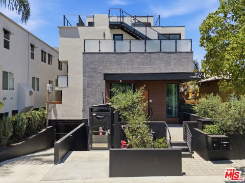 Photo of 1159 N Formosa Avenue #1, West Hollywood, CA 90046 (MLS # 26869725)