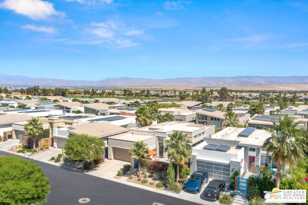 1156 Cyan Lane