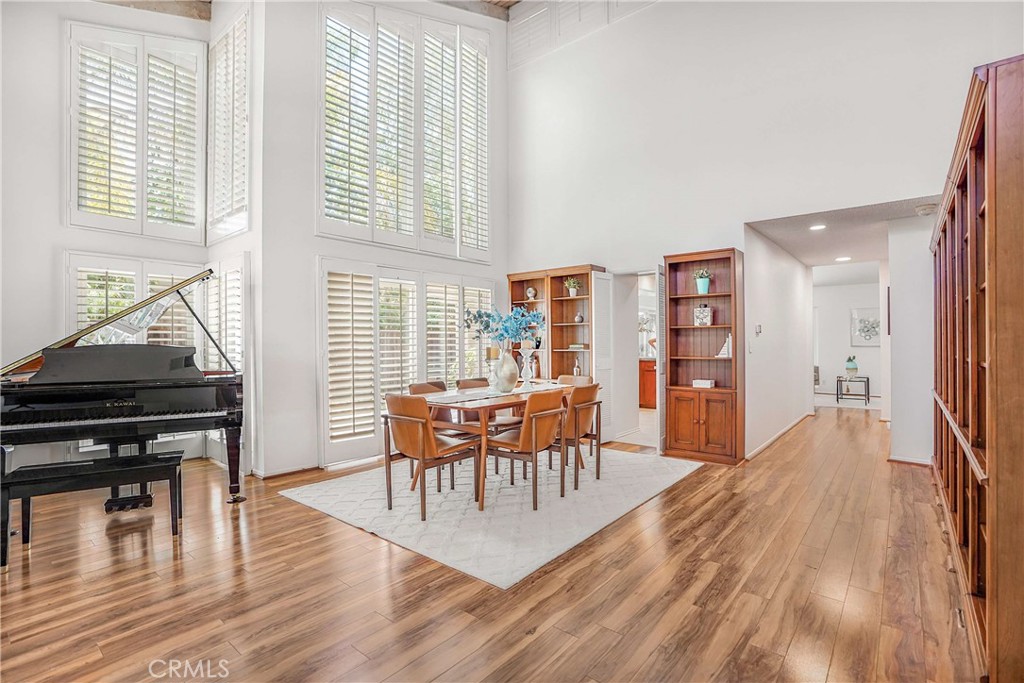 5022 Tamarack Way