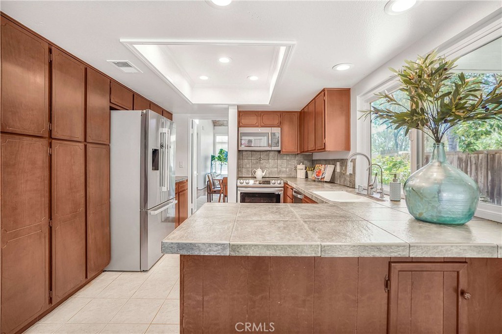 5022 Tamarack Way