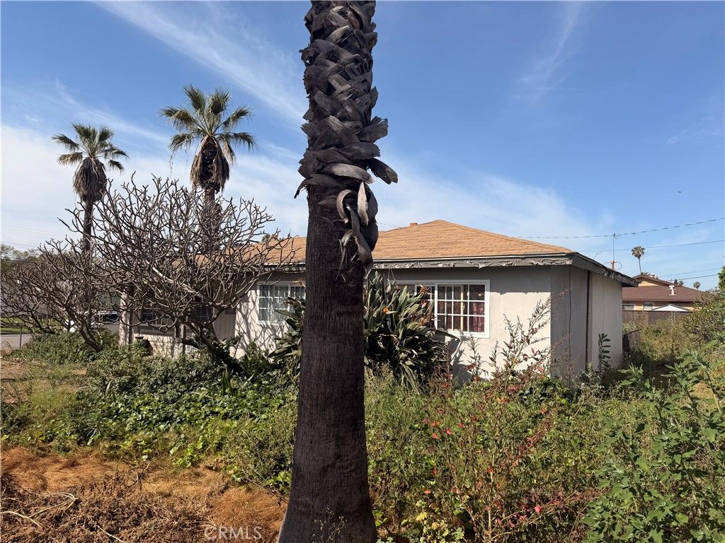 Photo of 13321 Siemon Ave, Garden Grove, CA 92843 (MLS # IV26071831)