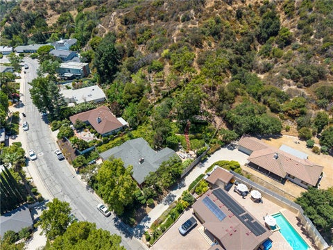 Tiny photo for 1509 Belleau RD, Glendale, CA 91206 (MLS # GD26158621)