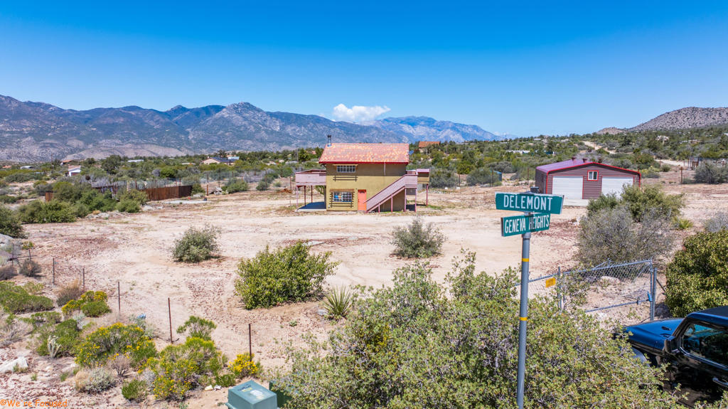 Pinyon Crest - Residential