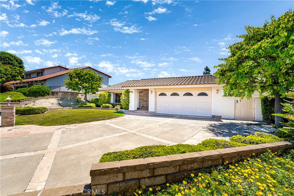 24752 Via San Anselmo