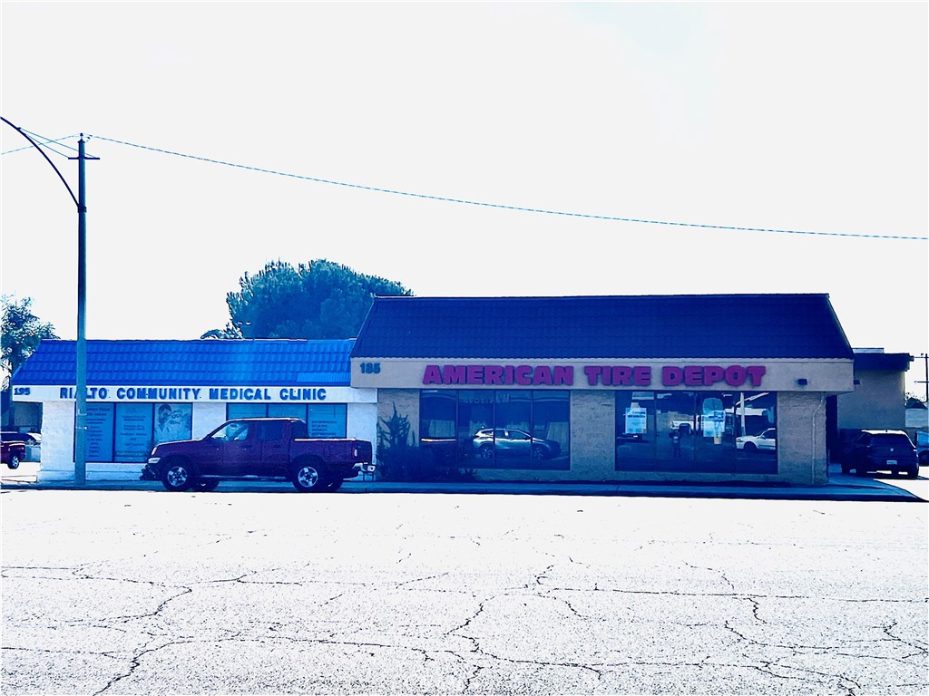 185 E Foothill Boulevard