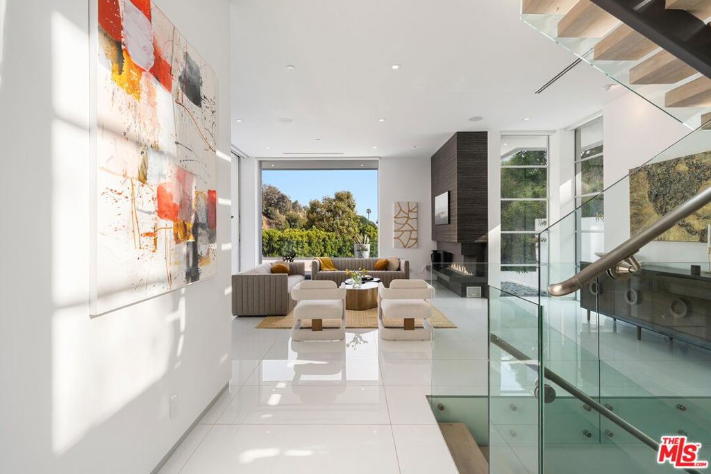 9311 Readcrest Drive