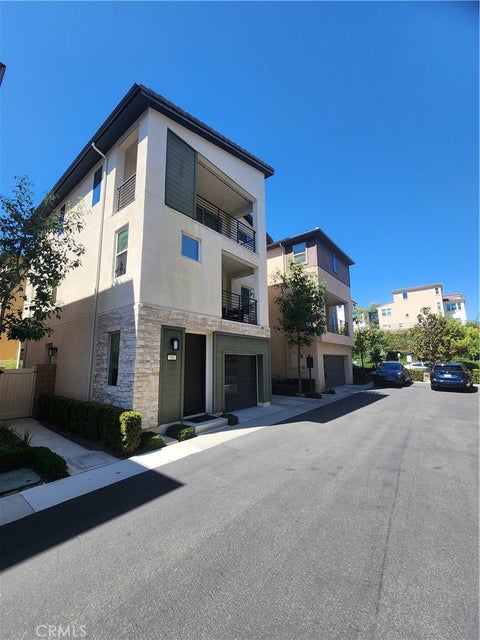 Photo of 540 Catalonia Rd, Lake Forest, CA 92630 (MLS # OC26192550)