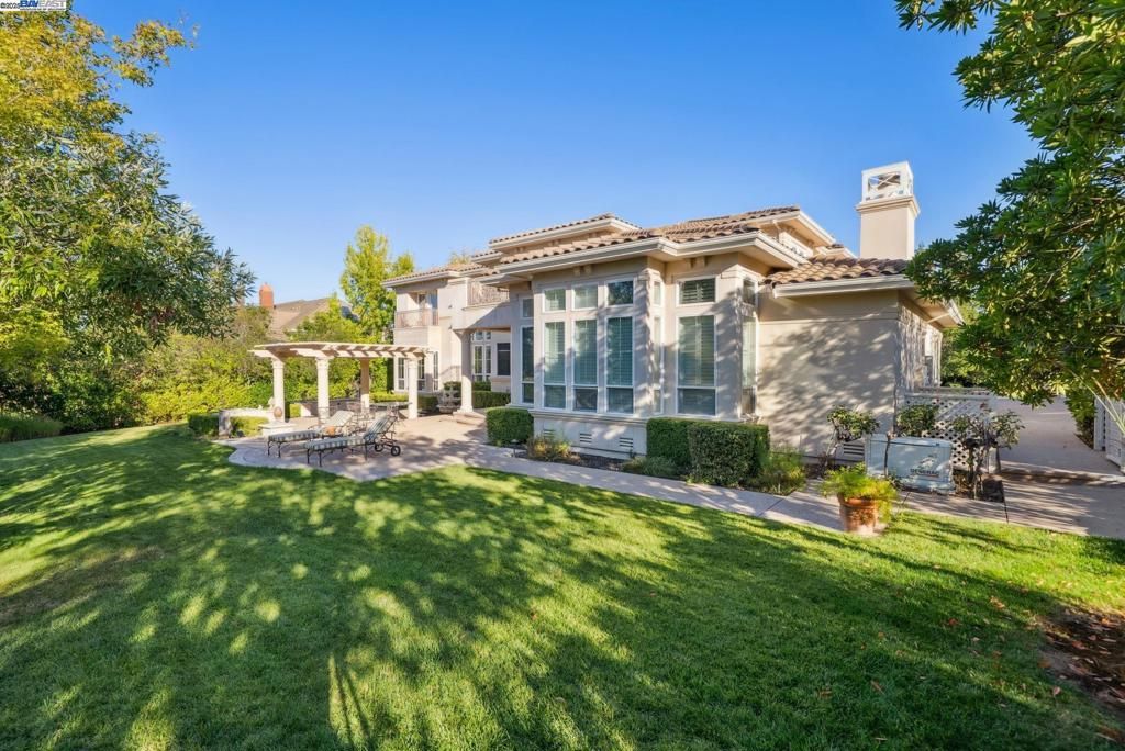 Photo of 1073 Pineto Pl Pl, Pleasanton, CA 94566 (MLS # 41117538)