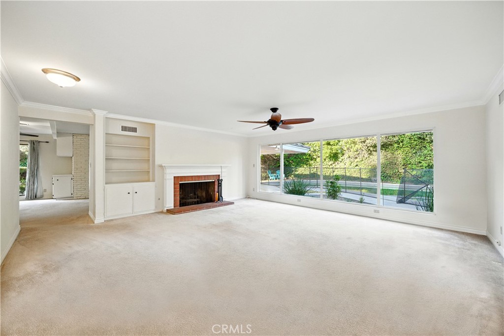 2000 Redondo Place