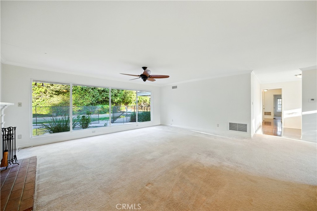 2000 Redondo Place