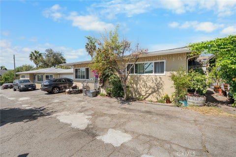 Photo of 1717 Atchison ST, Pasadena, CA 91104 (MLS # WS26180449)