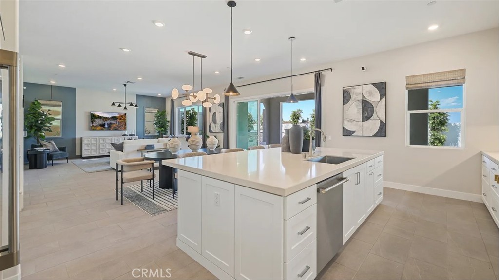 15461 La Subida Drive