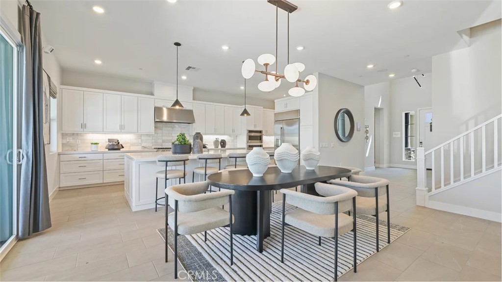 15461 La Subida Drive