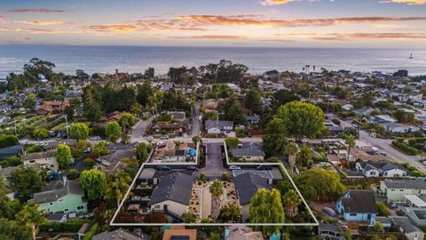Photo of 26512661 Fresno Street, Santa Cruz, CA 95062 (MLS # ML82053491)