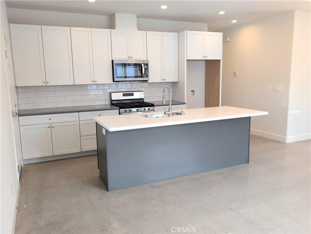 PROPERTIES 1449 Ronald Way