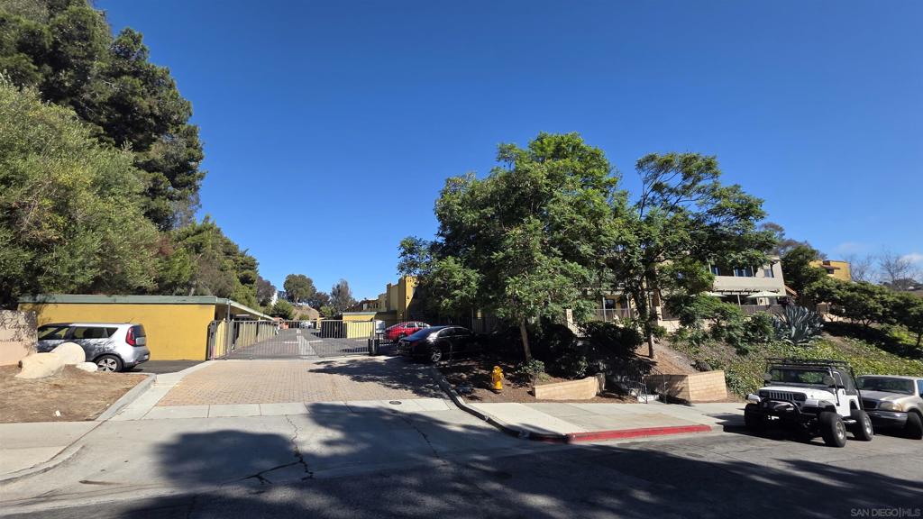 ? Cozy 1-Bedroom Condo – Move-in Ready! ? Spacious 1-bedroom corner condo on the second floor In-unit washer & dryer for your convenience Comes with a private garage + extra parking spot Enjoy the community swimming pool Just 10 minutes from the ocean ?? Quick access to Freeways 78, 5 & 15 Close to all major shopping, dining & amenities Perfect combination of comfort, location, and lifestyle! This is an excellent opportunity for those seeking a comfortable, affordable and well located home.