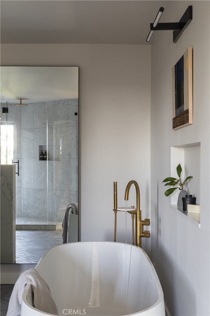 Arrowhead Woods (AWHW) - Residential