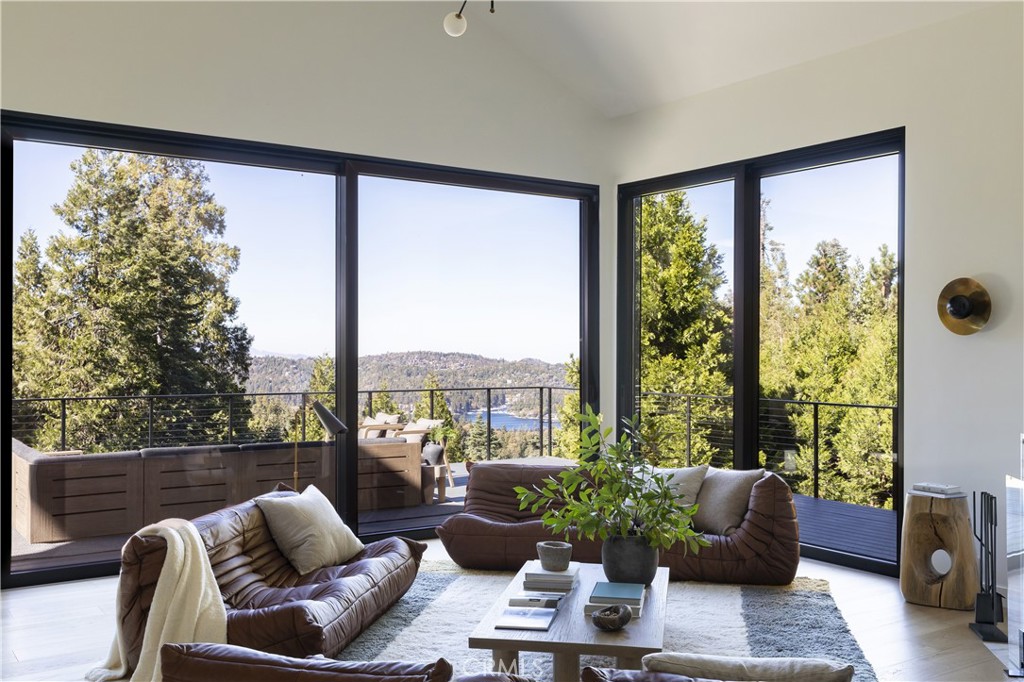 Arrowhead Woods (AWHW) - Residential