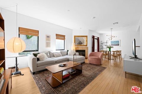 Photo of 14322 Dickens Street #3, Sherman Oaks, CA 91423 (MLS # 26104699)