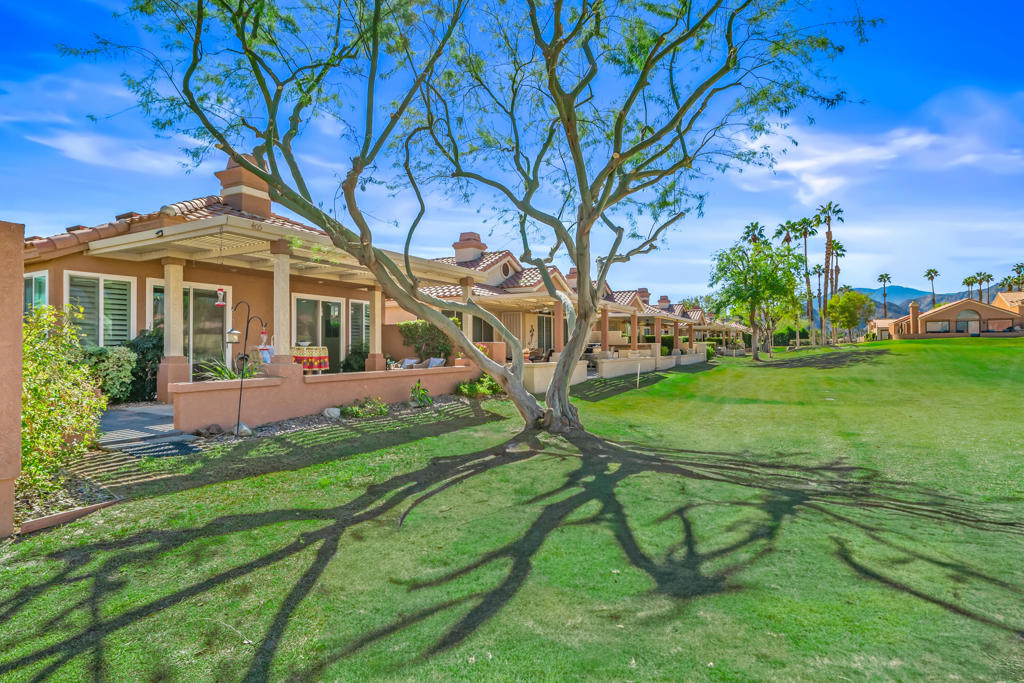 Oasis Country Club - Residential