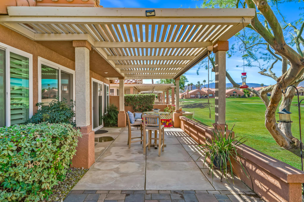 Oasis Country Club - Residential