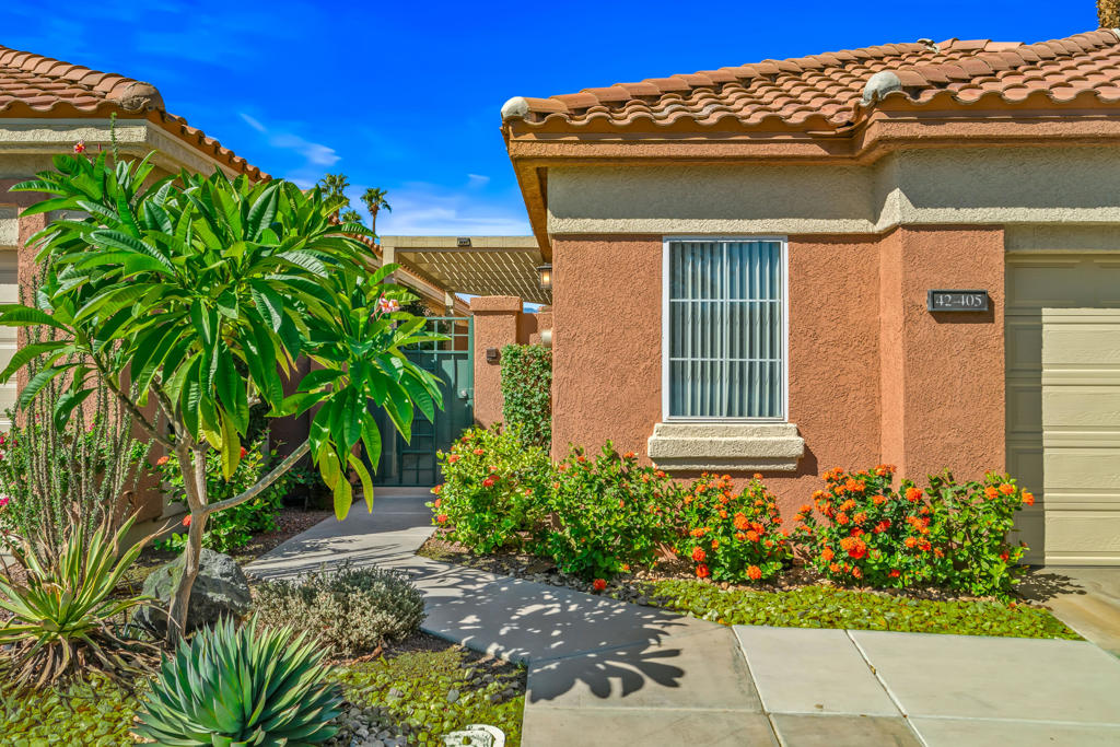 Oasis Country Club - Residential