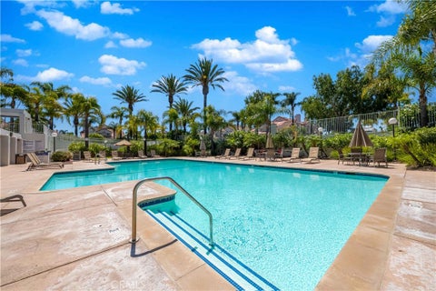 Tiny photo for 268 Camino Cortina, Camarillo, CA 93010 (MLS # SR26147792)