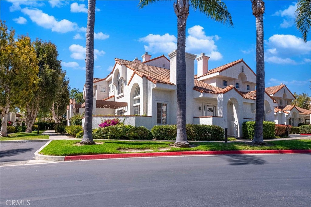 268 Camino Cortina