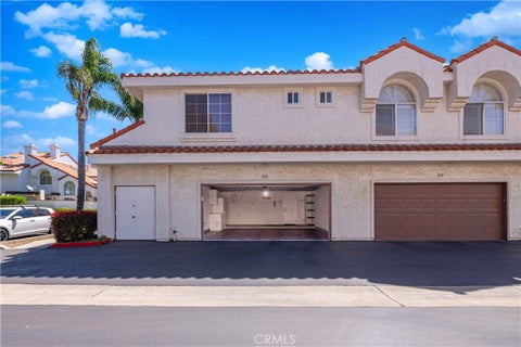 Tiny photo for 268 Camino Cortina, Camarillo, CA 93010 (MLS # SR26147792)