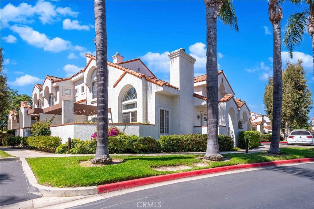 268 Camino Cortina