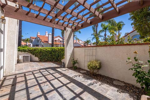 Tiny photo for 268 Camino Cortina, Camarillo, CA 93010 (MLS # SR26147792)