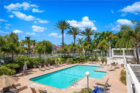 Tiny photo for 268 Camino Cortina, Camarillo, CA 93010 (MLS # SR26147792)
