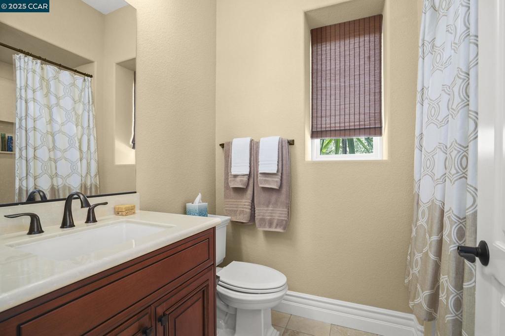 TRILOGY VINEYARDS - Residential