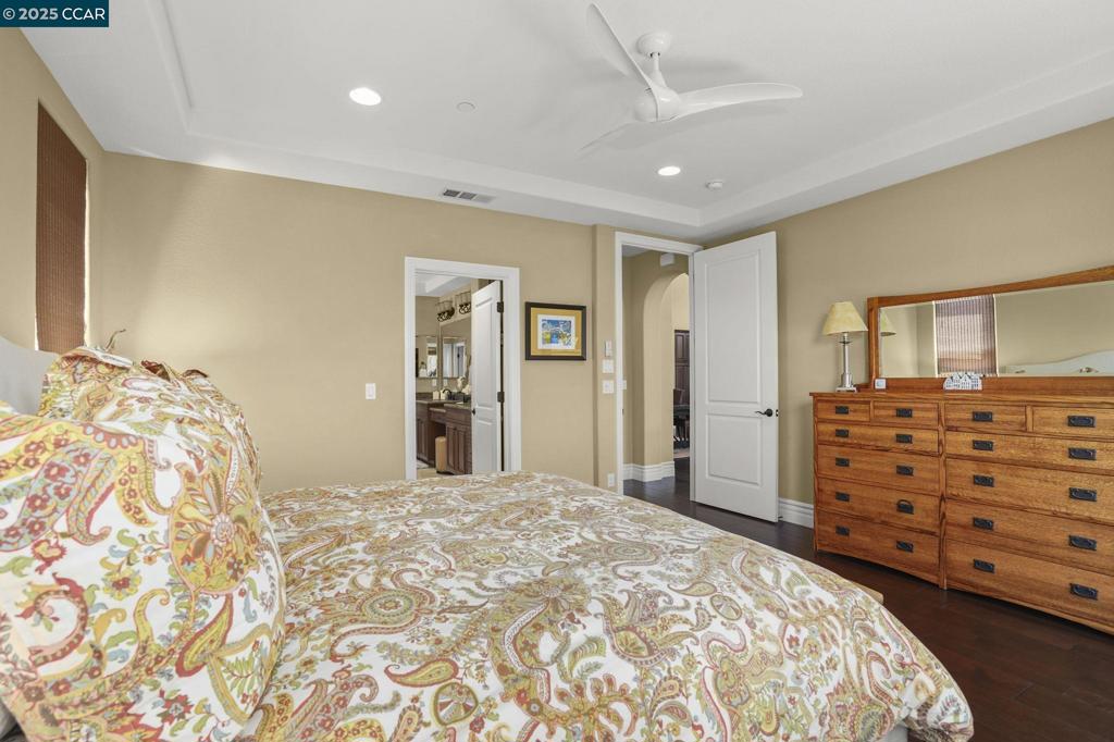 TRILOGY VINEYARDS - Residential