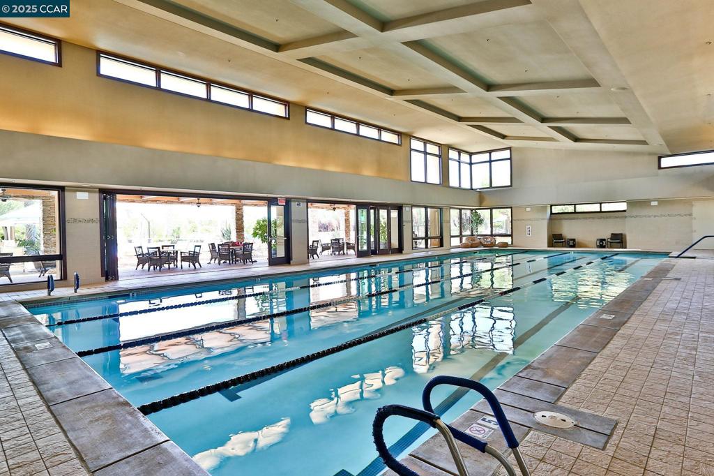 TRILOGY VINEYARDS - Residential