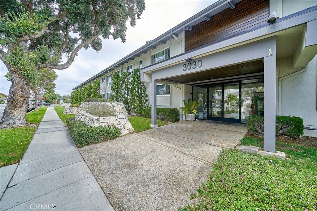 Photo of 3030 Merrill Dr, Torrance, CA 90503 (MLS # PV25239469)